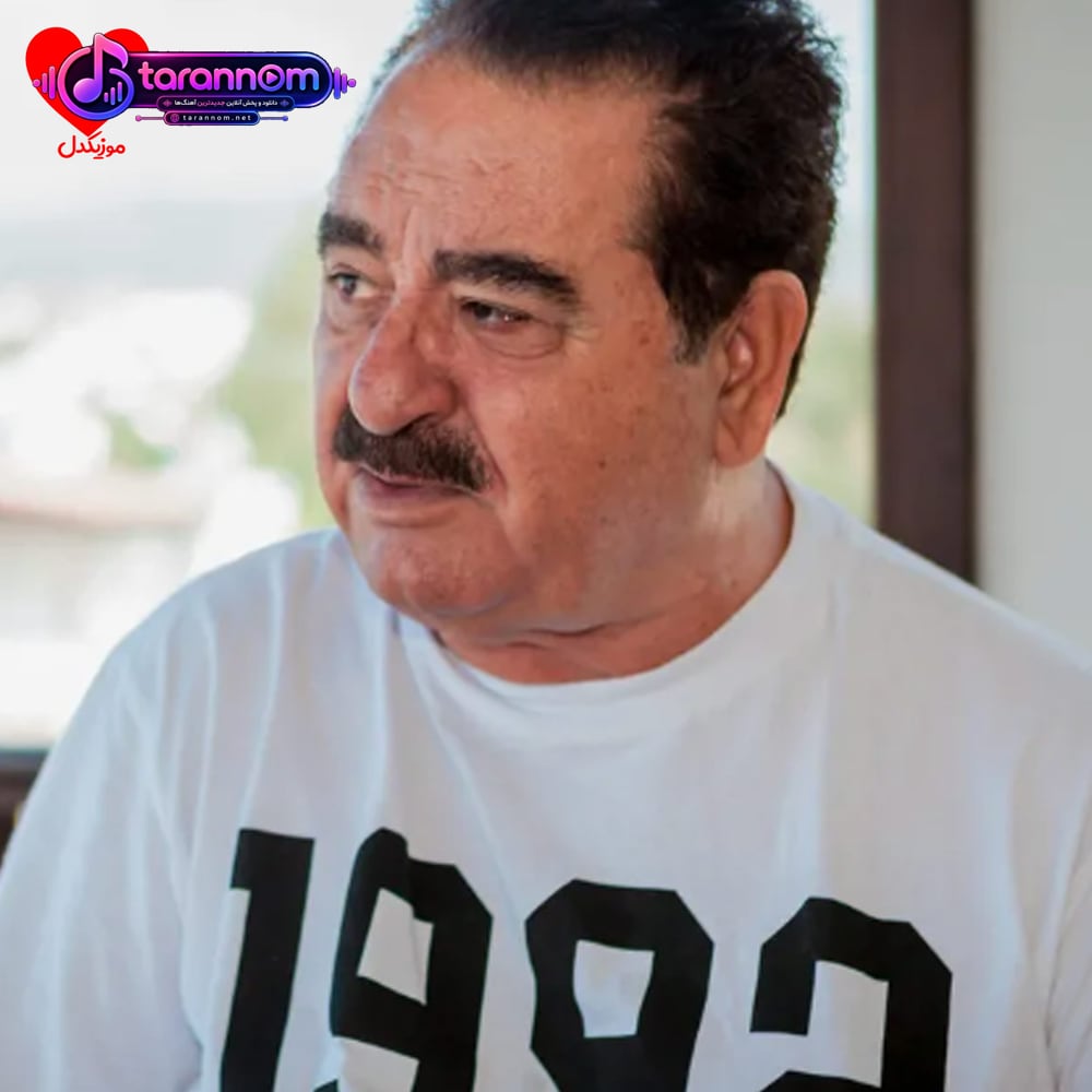 aşık sazını döver